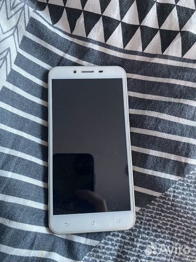 ASUS ZenFone 3 Max ZC553KL, 2/32 ГБ