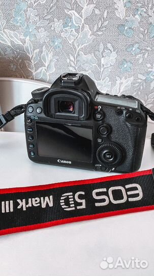 Фотоаппарат Canon EOS 5D Mark III Body, черный