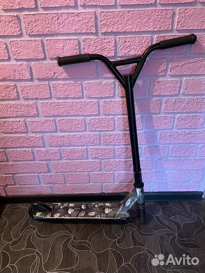 Трюковой самокат