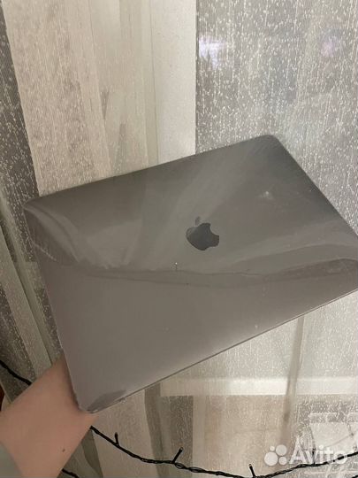 Apple MacBook 13 2020 m1 8gb 256