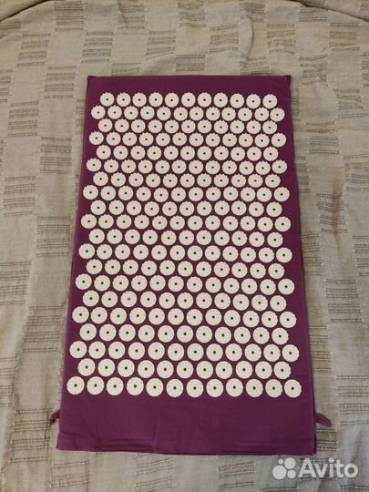 Игольчатый коврик