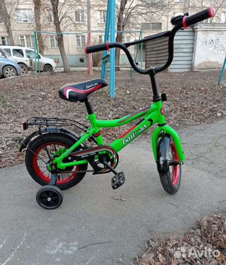 Велосипед детский 12 дюймов, 4 колеса