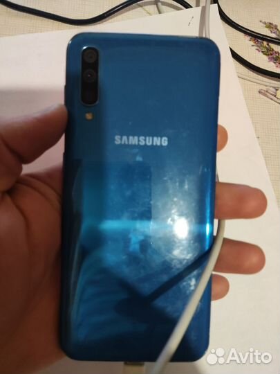 Samsung Galaxy A50, 6/64 ГБ