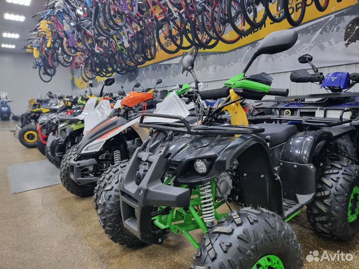 Квадроциклы в наличии в Тюмени на Чаркова 37