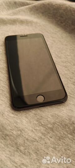 iPhone 8 Plus, 128 ГБ