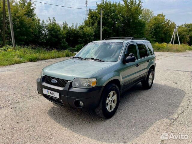 Авито брянская область автомобили с пробегом брянск. Ford Maverick 2005. Ford Maverick 2006. Форд Маверик 3.0. Ford Maverick 2005 3.0.