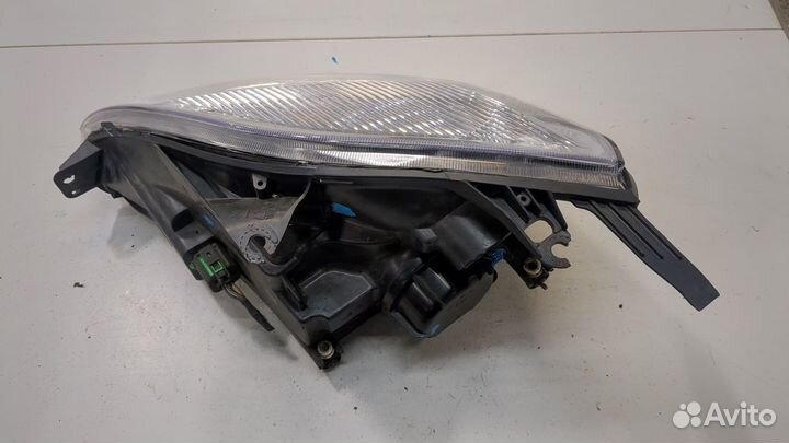 Фара (передняя) правая Ford Fiesta, 2005