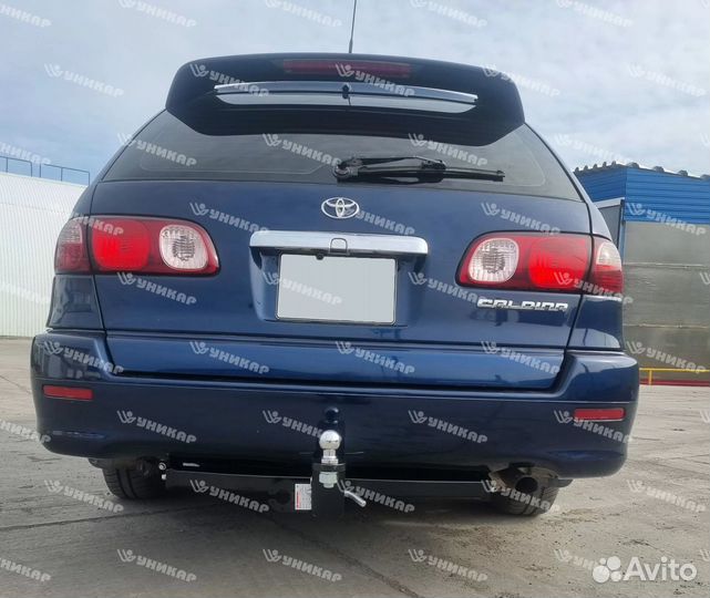 Фаркоп Toyota Caldina II поколения под квадрат