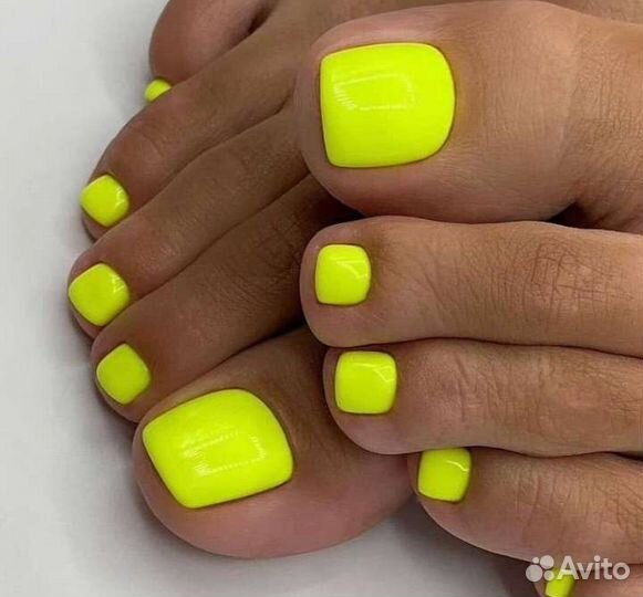 Маникюр и педикюр