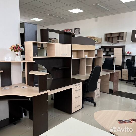 Компьютерные письменные столы