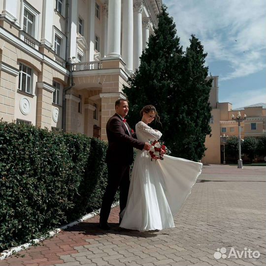 Свадебное платье