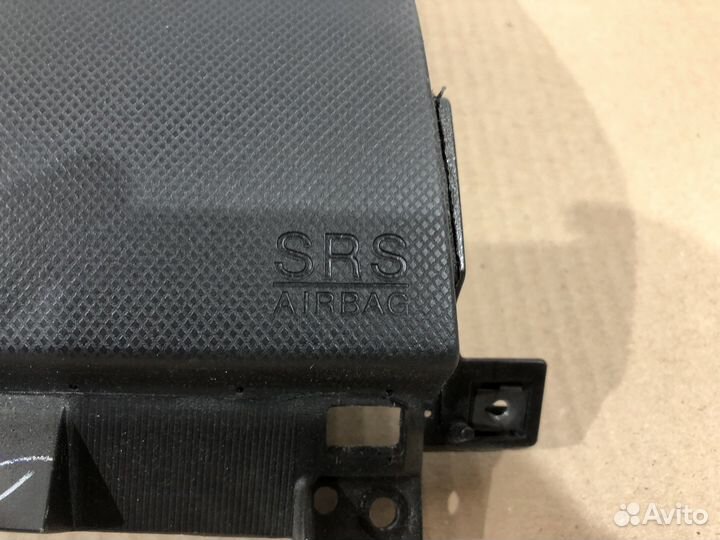 Накладка подушки безопасности Mazda Axela BK 02-08