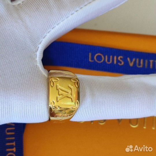 Louis Vuitton Луи Виттон кольцо перстень