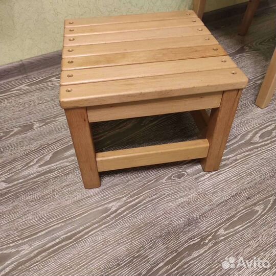 Табурет из бука
