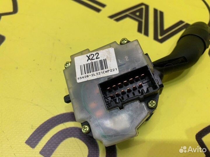 Подрулевой переключатель дворников Hyundai I30 FD