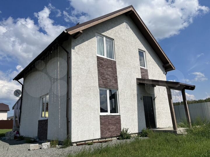 Коттедж 139,7 м² на участке 9 сот.