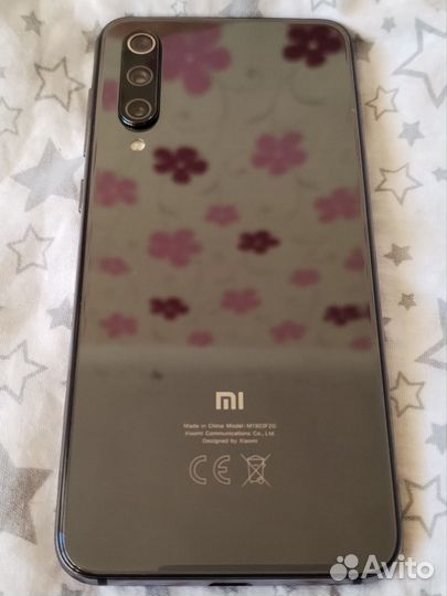 Xiaomi Mi 9 SE, 6/64 ГБ
