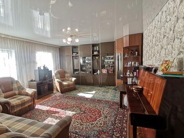 Дом 67,4 м² на участке 8,8 сот.