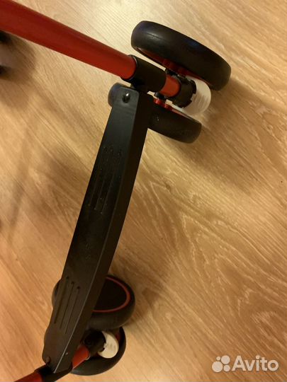 Babyton Mobile Red WLX218