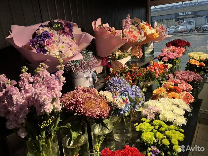 Продается прибыльный цветочный салон