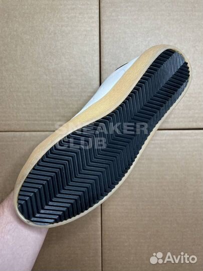 Кроссовки Golden Goose