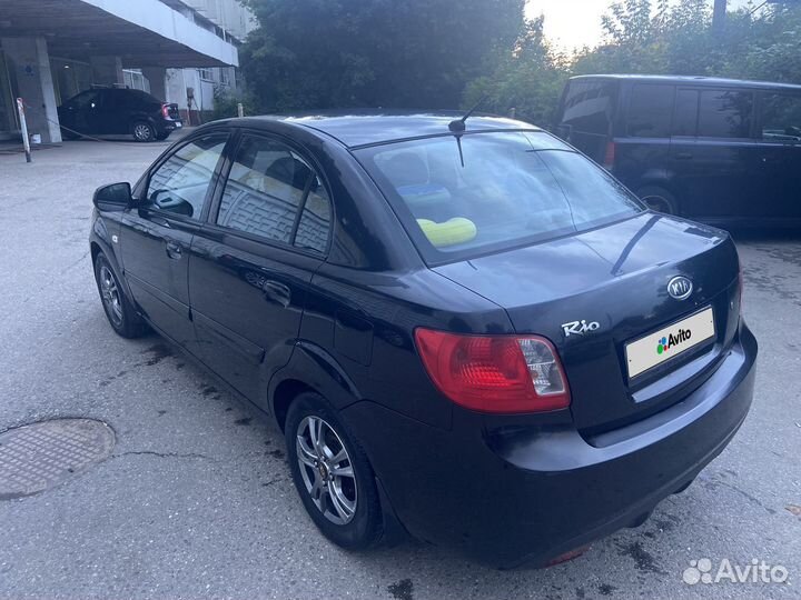 Kia Rio 1.4 AT, 2011, 93 980 км