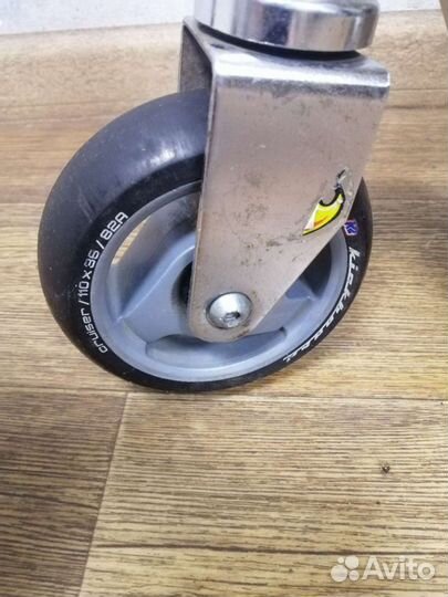 Продаю детский самокат