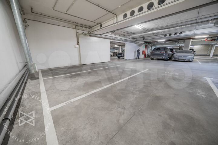 Машиноместо, 13 м²