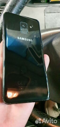 Samsung a8 4/32gb для такси самое то)