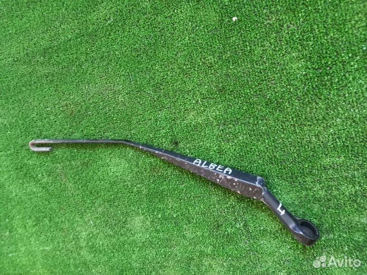 Поводок левый б/у Fiat Albea 2003-2013