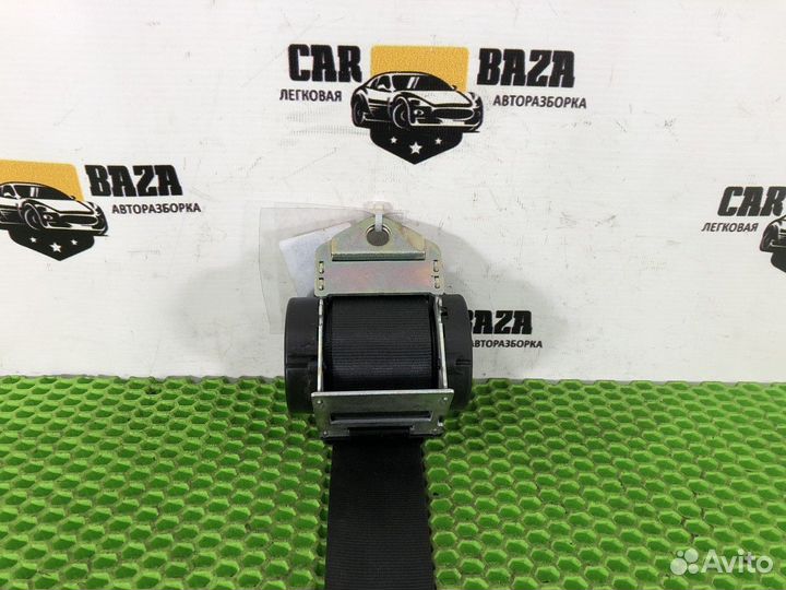 Ремень безопасности задний Skoda Octavia