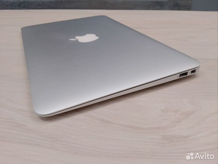 Apple MacBook air 11 2015