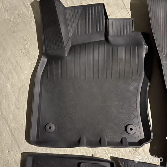 Коврики на Тигуан 2
