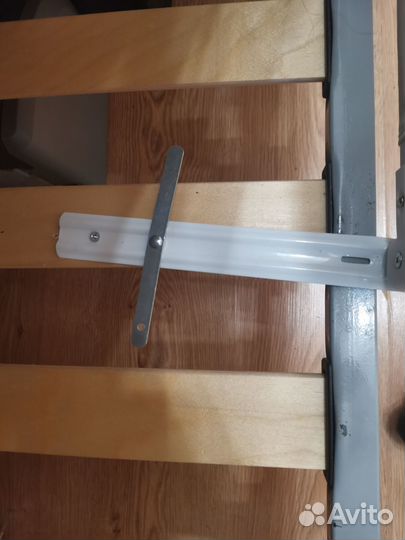 Защитный барьер для кровати 120