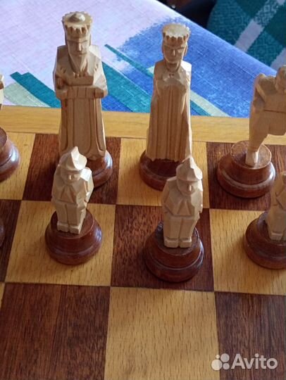 Шахматы деревянные старинные ручной работы
