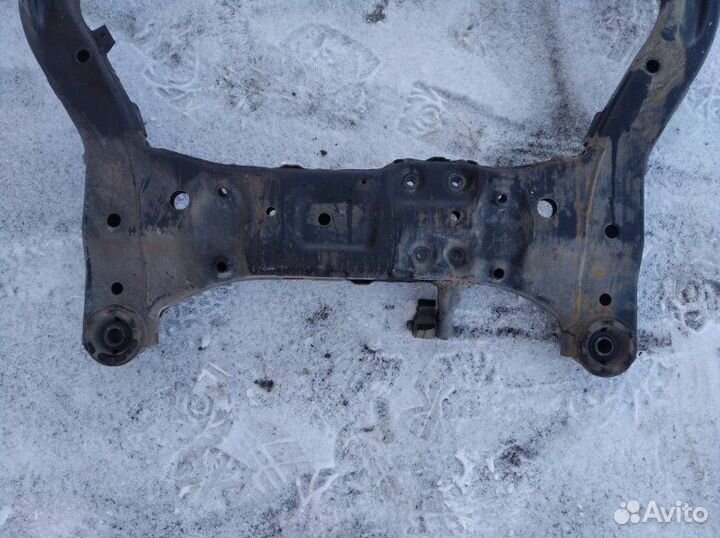 Подрамник Hyundai I30 FD G4FC 2009