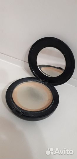 Пудра Isa Dora 61 Natural Beige или футляр