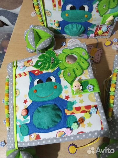 Развивающая книга из фетра