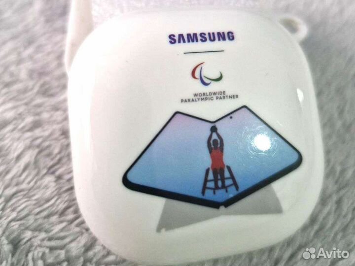 Кейс для наушников samsung buds