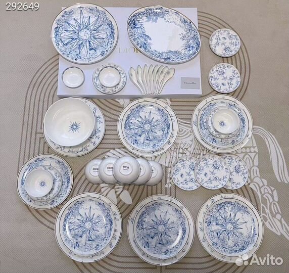 Набор столовой посуды Dior