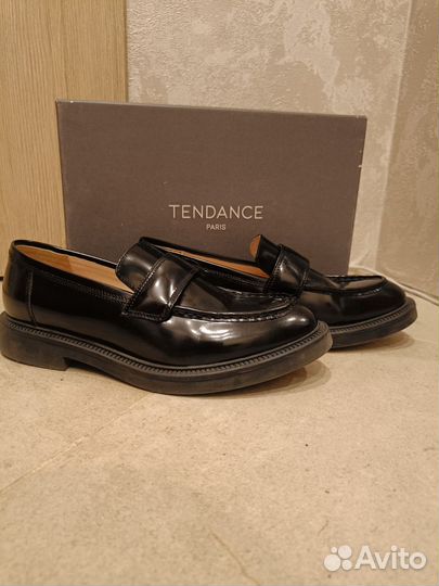 Лоферы женские