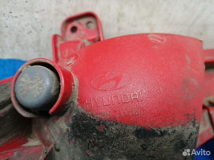 Птф заднего бампера правая 92406-2W300 Hyundai