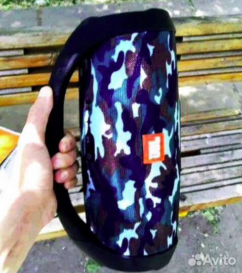 Колонка JBL Boombox