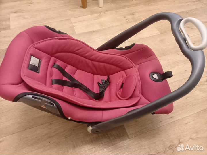 Автомобильное кресло Roan для новорождённых