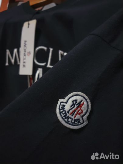 Moncler: ваш стильный выбор — футболка