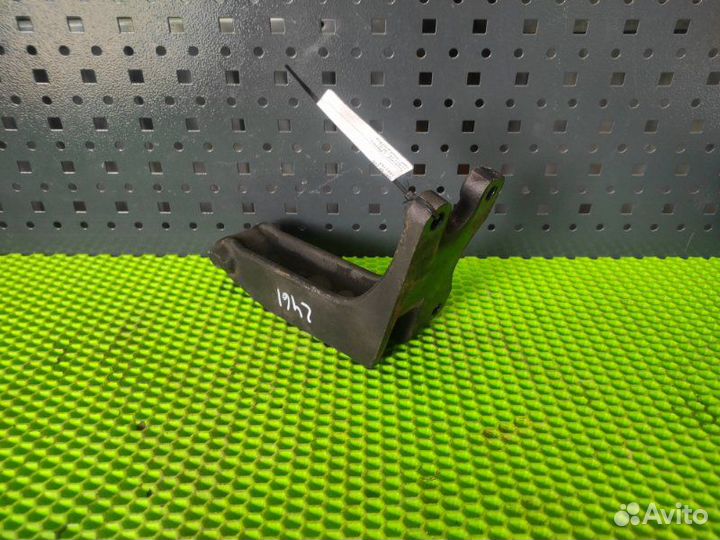 Кронштейн двигателя Daf Xf 106