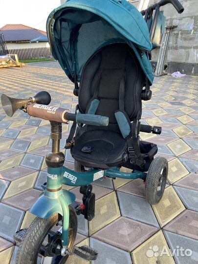 Трехколесный велосипед