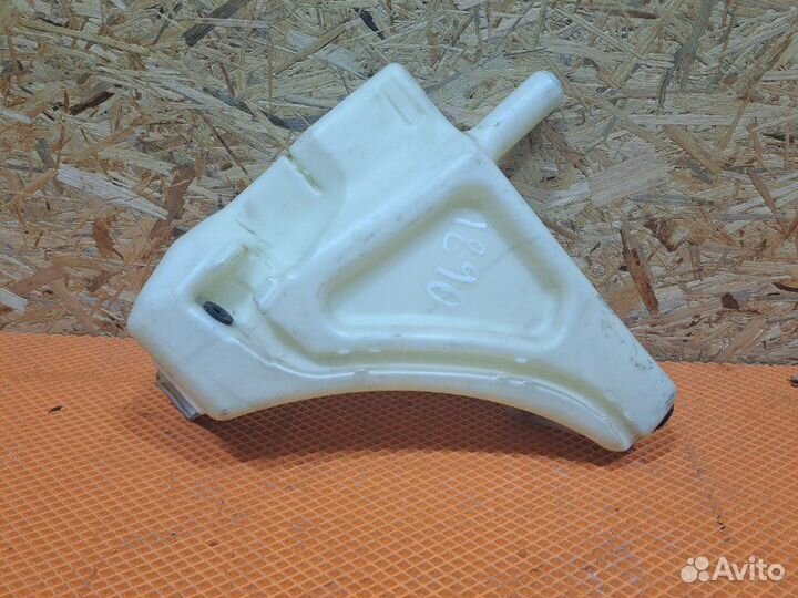 Бачок омывателя Audi Q7 4L BHK 2009