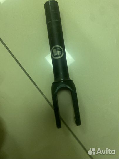 Вилка для трюкового самоката