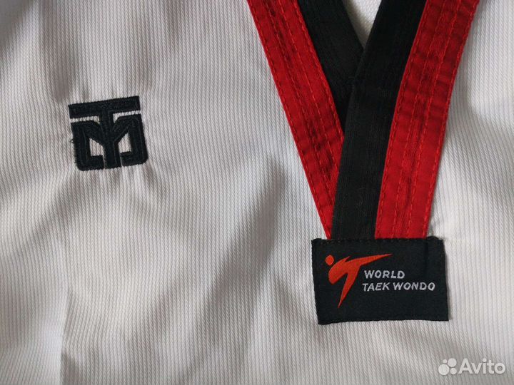 Тхеквондо форма